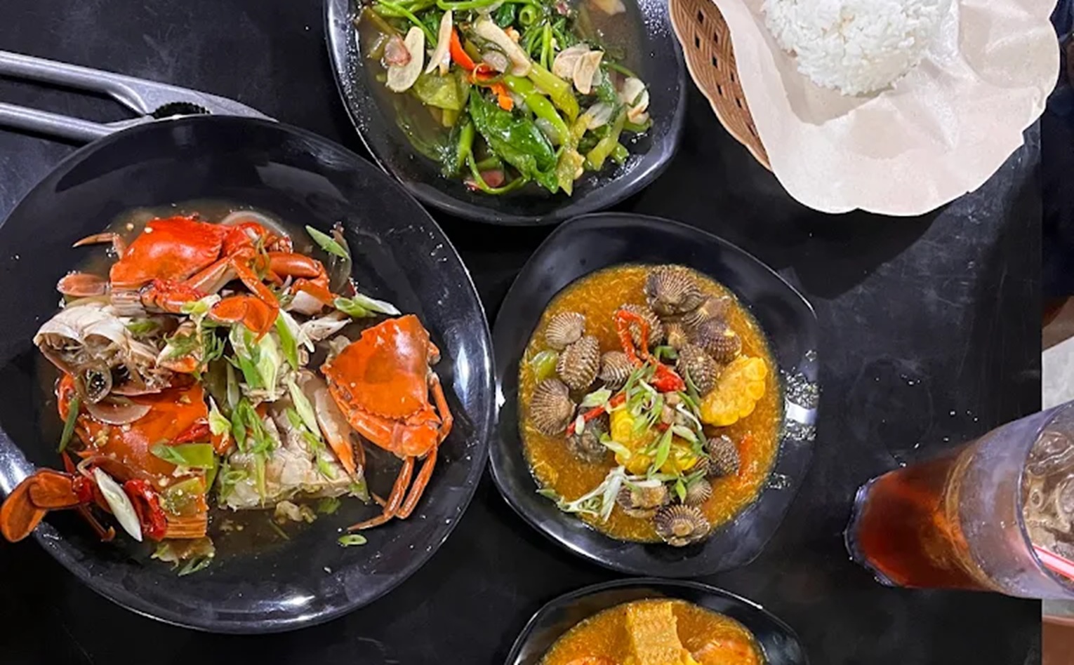 Berburu Nikmatnya "Surga Bawah Laut" di Seafood Reformasi Pontianak!